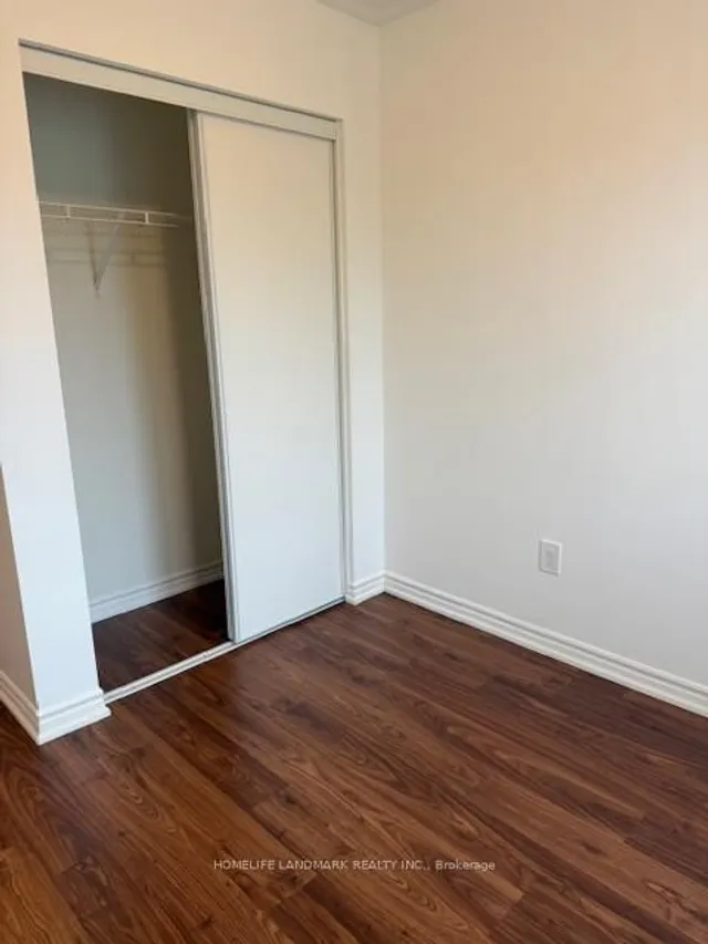 Additional image 12 of 15 Heron Park Pl Unit 14