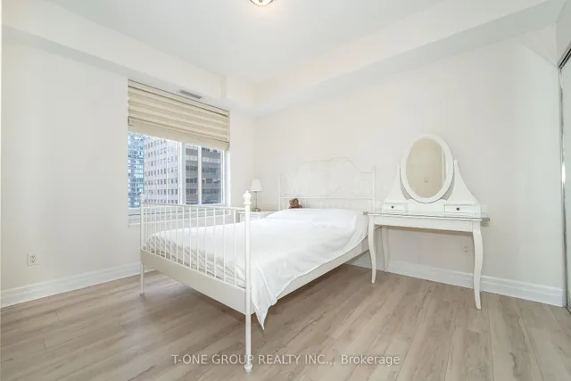 Additional image 33 of 35 Balmuto St Unit 1101