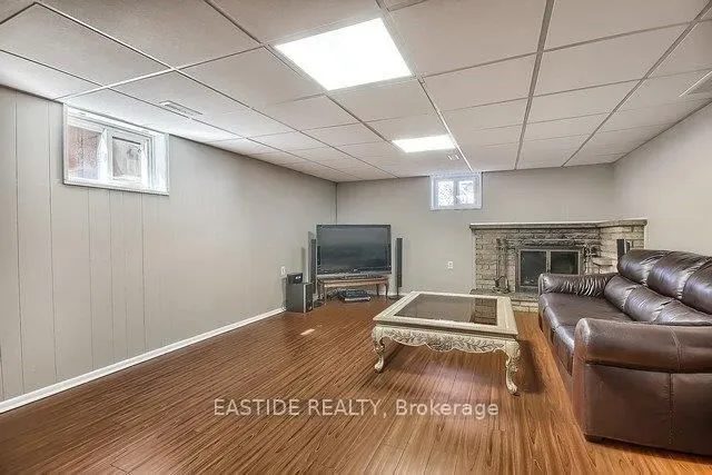 Additional image 14 of 182 Moore Park Ave