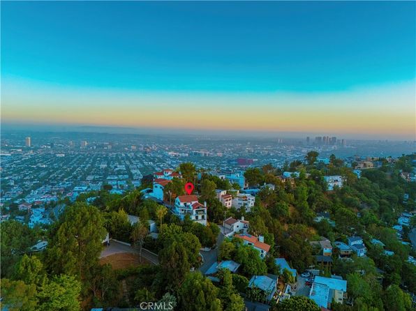 8280 Grand View Dr, Los Angeles, CA 90046