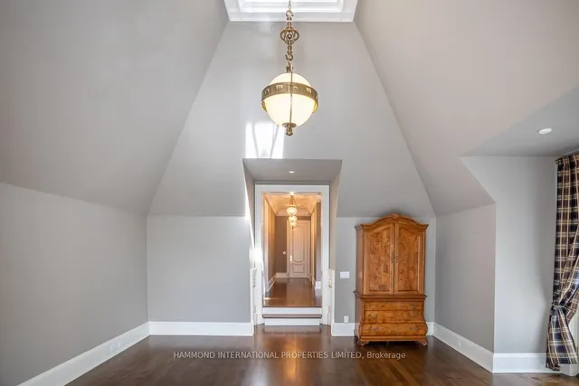 Additional image 25 of 43 North Dr