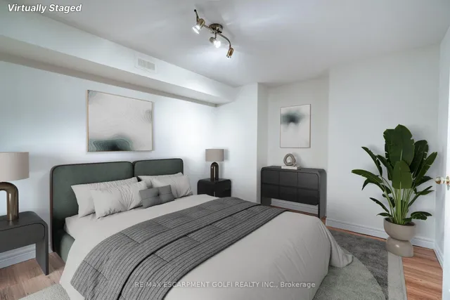 Additional image 26 of 200 SIRENTE Dr