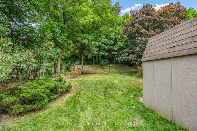 Additional image 40 of 55 Midland Ave