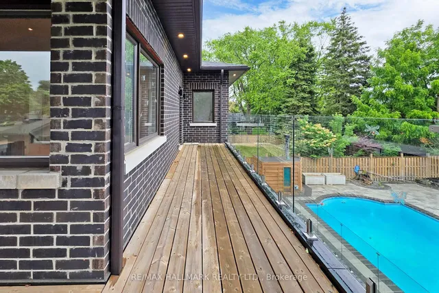 Additional image 25 of 114 Lloyd Manor Rd