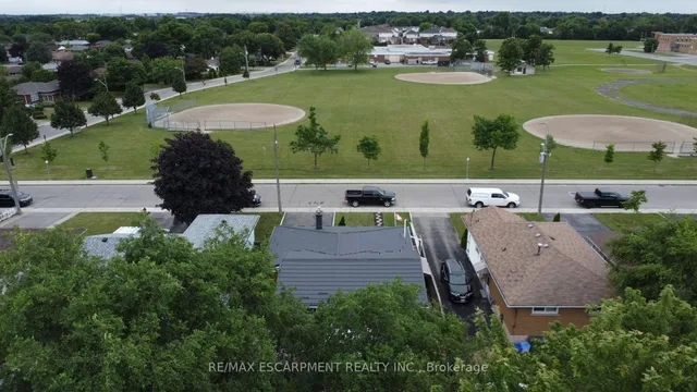 Additional image 44 of 73 Reno Ave