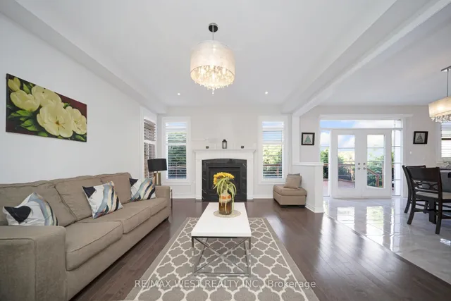 房产图片 16 - 198 Jessie Caverhill Pass