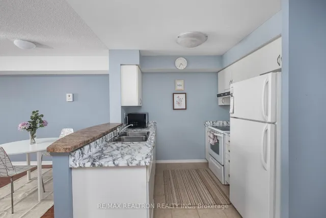 Additional image 9 of 3650 Kingston Rd Unit 426