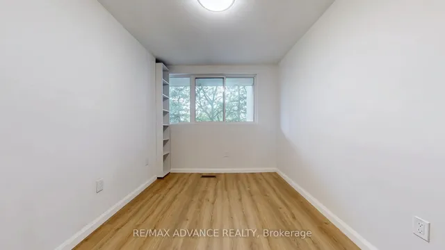 Additional image 16 of 165 Cherokee Blvd Unit 121