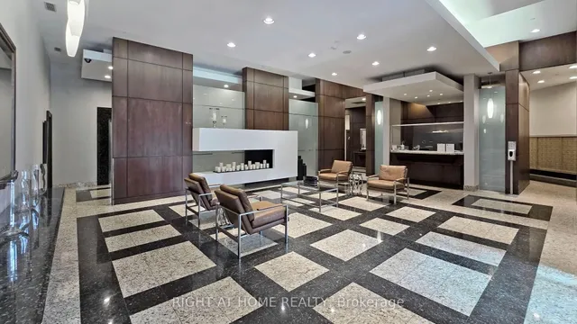 Additional image 32 of 18 Parkview Ave Unit 906