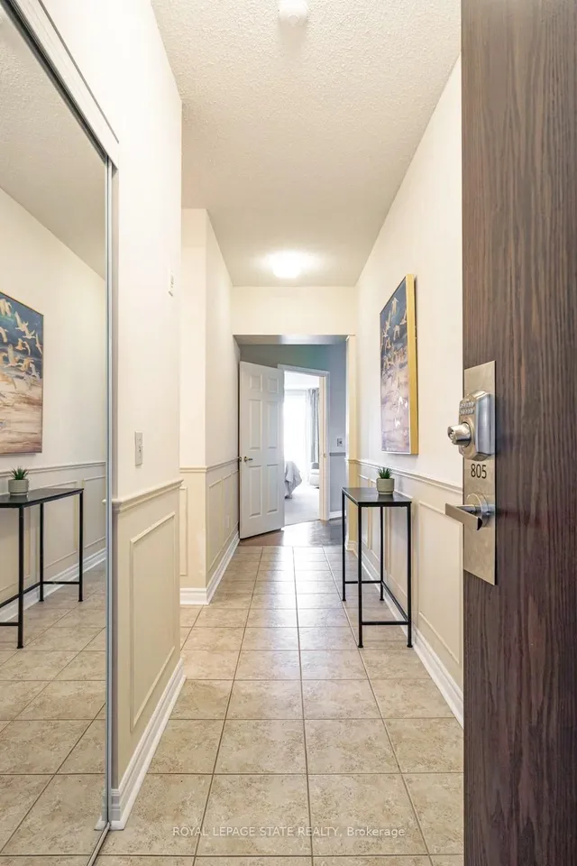 Additional image 4 of 2000 Creekside Dr Unit 805