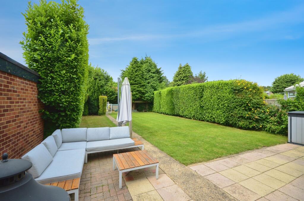 Additional image 2 of Manor Road, London Colney, ST. ALBANS