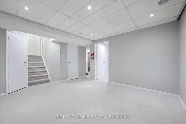 Additional image 25 of 44 Autumn Glen Circ