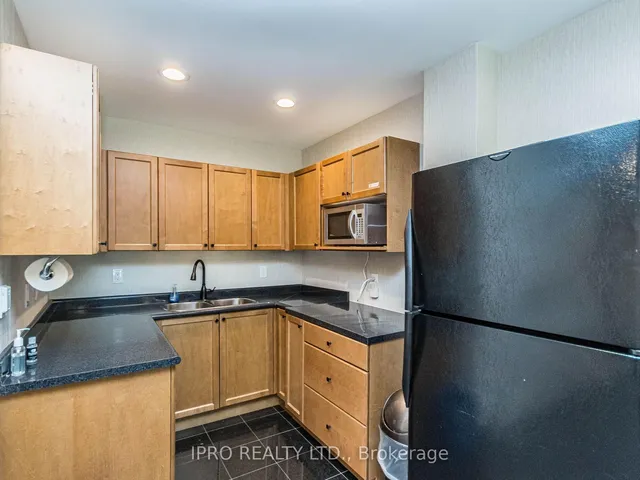 Additional image 2 of 2085 Amherst Heights Dr Unit 203