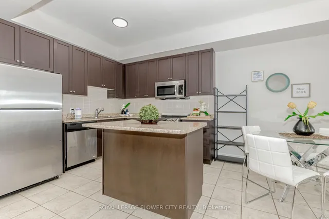 Additional image 15 of 23 NEW PINES Tr