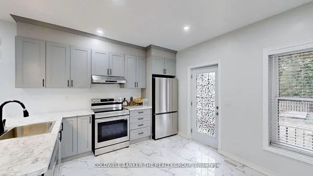 Additional image 13 of 194 Simcoe St