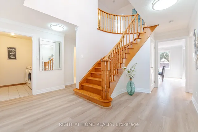 Additional image 20 of 325 Harrowsmith Dr