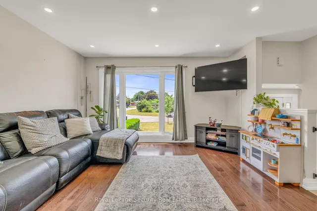 房产图片 5 - 23 Talent Cres