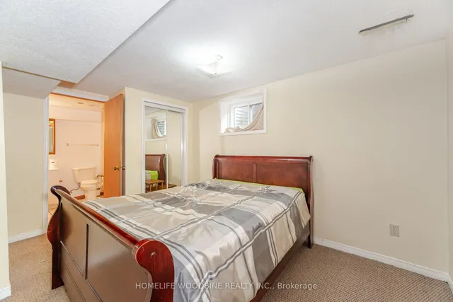 Additional image 44 of 32 Chopin Cres