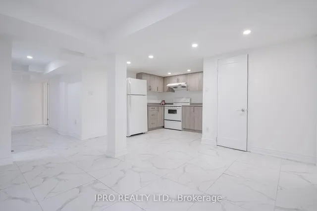 Additional image 32 of 1355 Pharmacy Ave