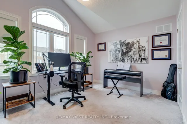 Additional image 29 of 270 Dalgleish Tr