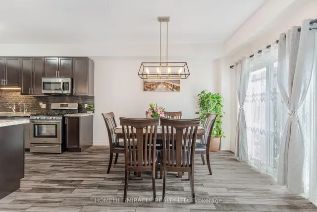 Additional image 14 of 24 Kingsborough Dr