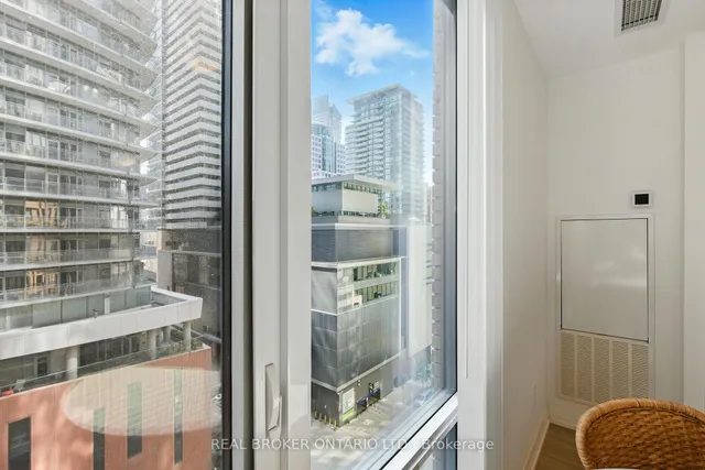 Additional image 10 of 8 Widmer St Unit 1106