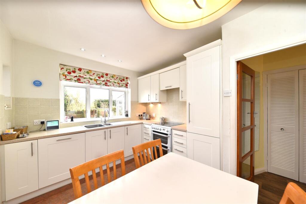 Additional image 6 of Westland Drive, Brookmans Park, Hatfield