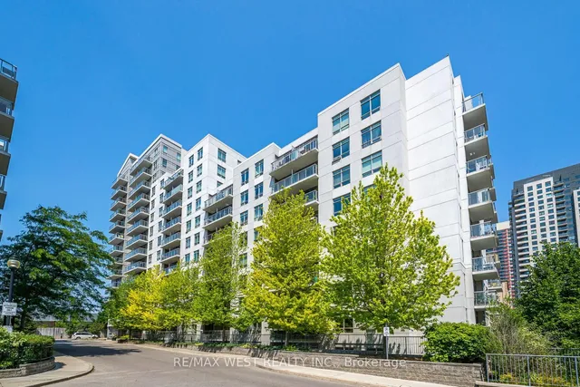 816 Lansdowne Ave Unit 209