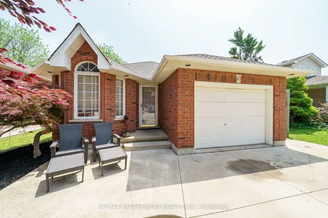 房产图片 2 - 67 Jeremy St