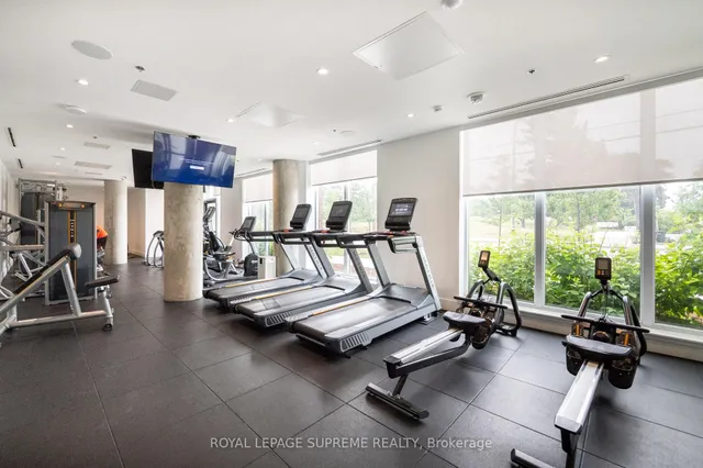 Additional image 47 of 3100 Keele St Unit 925