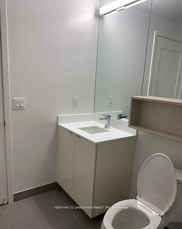 Additional image 13 of 121 Lower Sherbourne St Unit 644