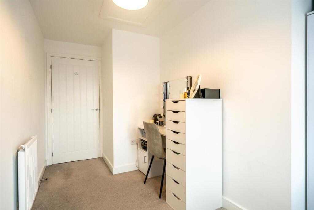 Additional image 11 of Kestrel Way, St. Albans