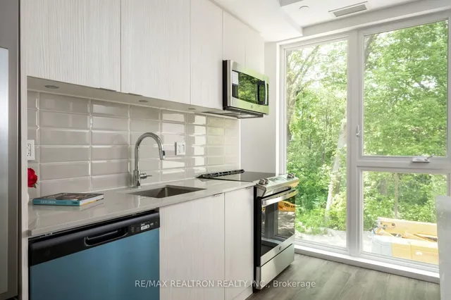 房产图片 12 - 172 Clonmore Dr