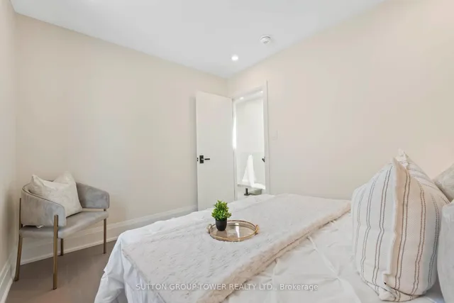 Additional image 24 of 20 Strathmore Blvd