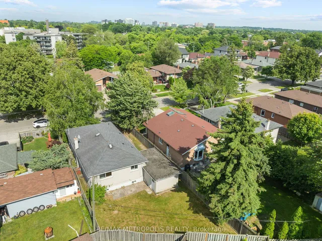 Additional image 48 of 154 Fitzgibbon Ave