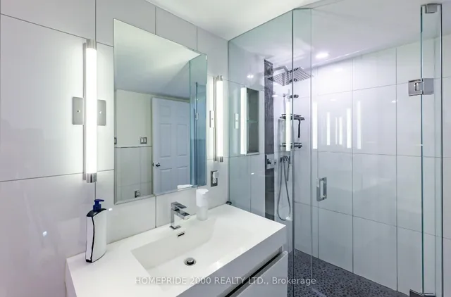 Additional image 22 of 24 Wellesley St Unit 315