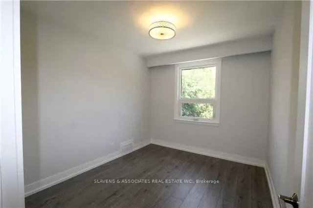 Additional image 12 of 17 Robson Pl