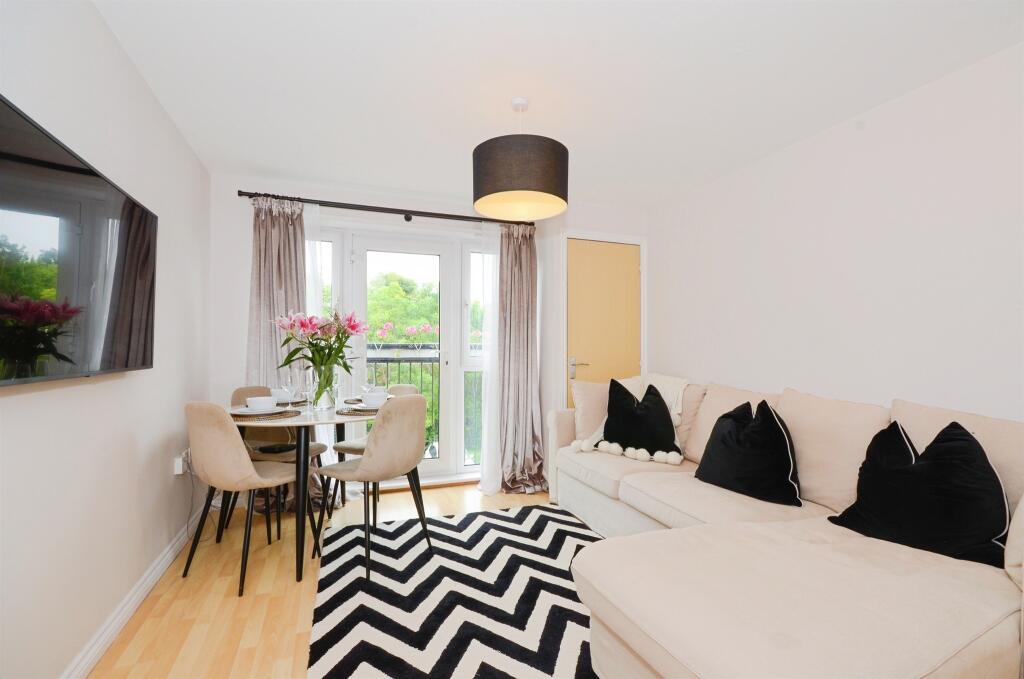 Russet Drive, St. Albans