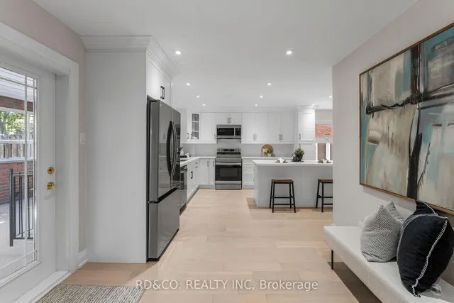 Additional image 17 of 114 Agincourt Dr