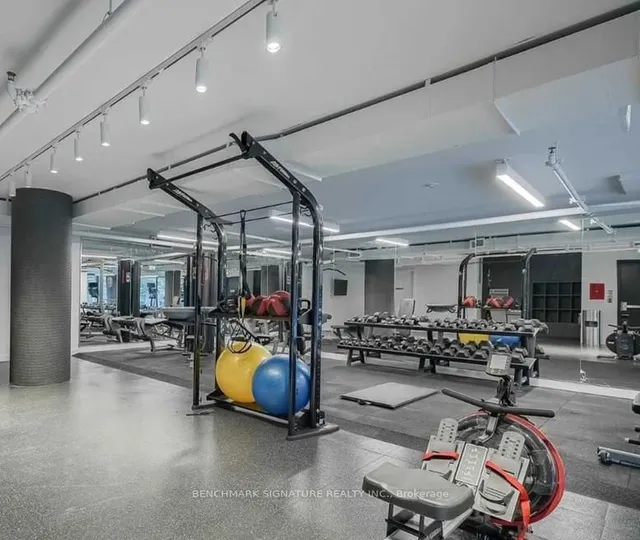 Additional image 32 of 203 College St Unit 2702