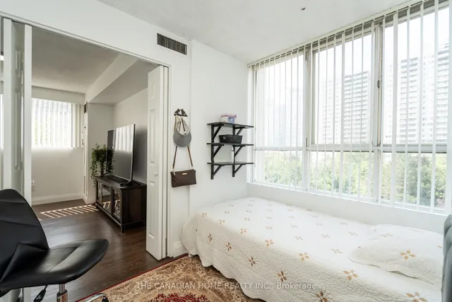 Additional image 21 of 3695 Kaneff Cres Unit 607