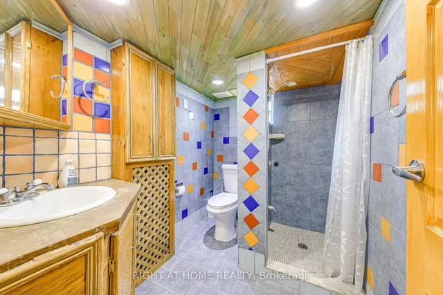 Additional image 38 of 27 Barker Ave