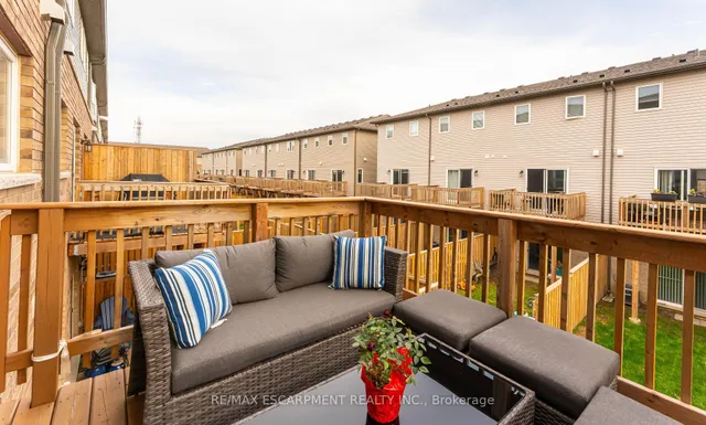 Additional image 21 of 52 AQUARIUS Cres