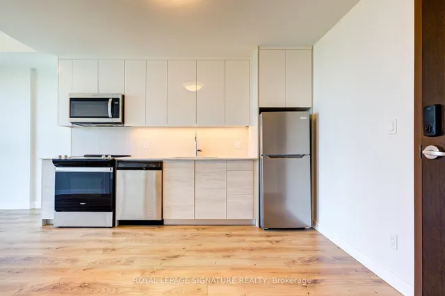 Additional image 6 of 60 Frederick St Unit 3901