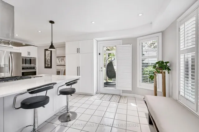 Additional image 27 of 205 Portage Lane