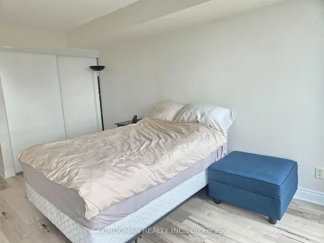 房产图片 6 - 多伦多市贝街763号St 3303单元