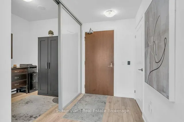 Additional image 6 of 1050 Main St Unit 1004