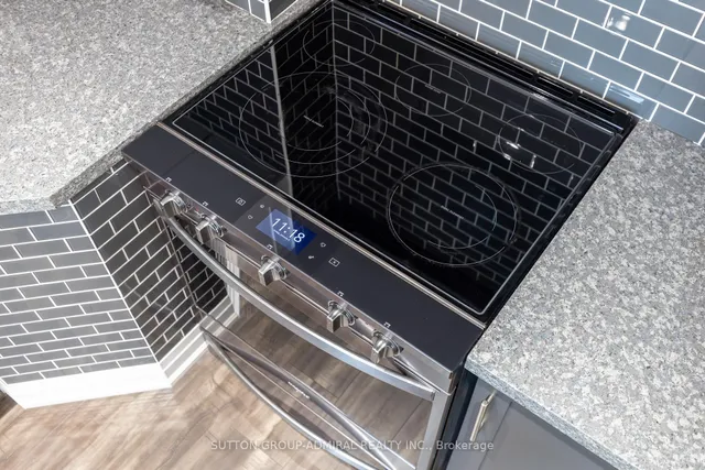 Additional image 15 of 24 Hucknall Rd