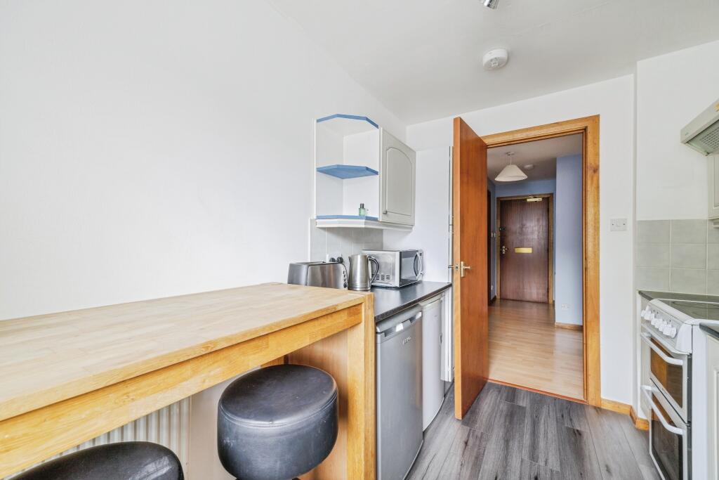 Additional image 8 of Gairn Terrace, Aberdeen, AB10