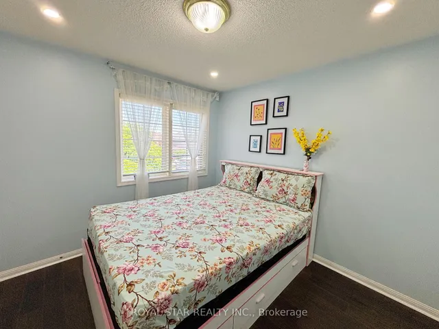 房产图片 22 - 10 Narrow Valley Cres